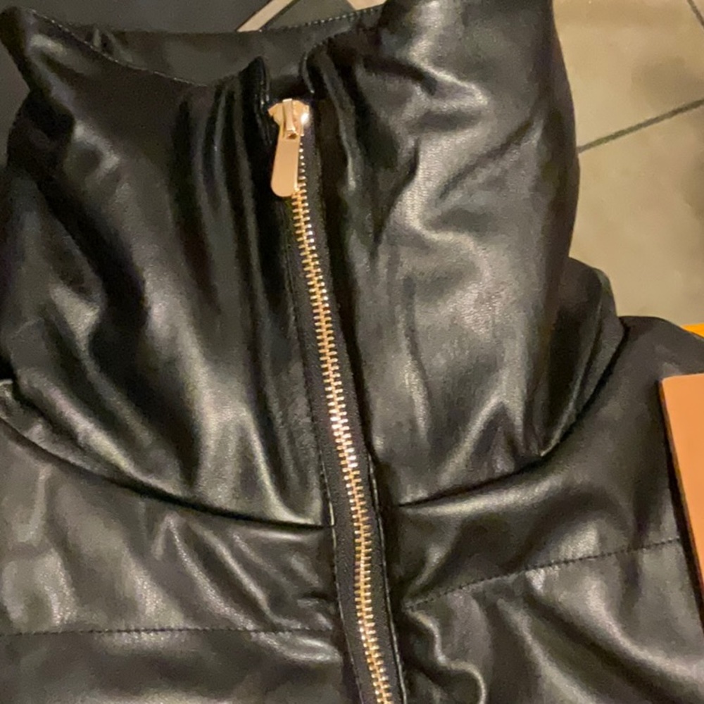 CI SONO OUTERWEAR Faux Fur Faux Leather Black Vest in Size 1X, NWT - Picture 12 of 15